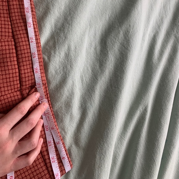 NWOT Wilfred Patio Mini Skirt (4) 28" waist - Picture 2 of 6